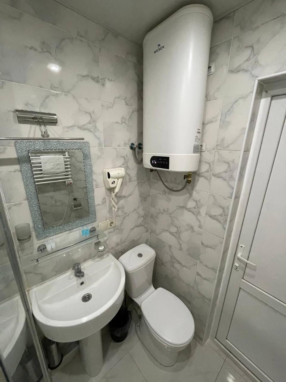 Sea View Rock Hotel Batum Dış mekan fotoğraf