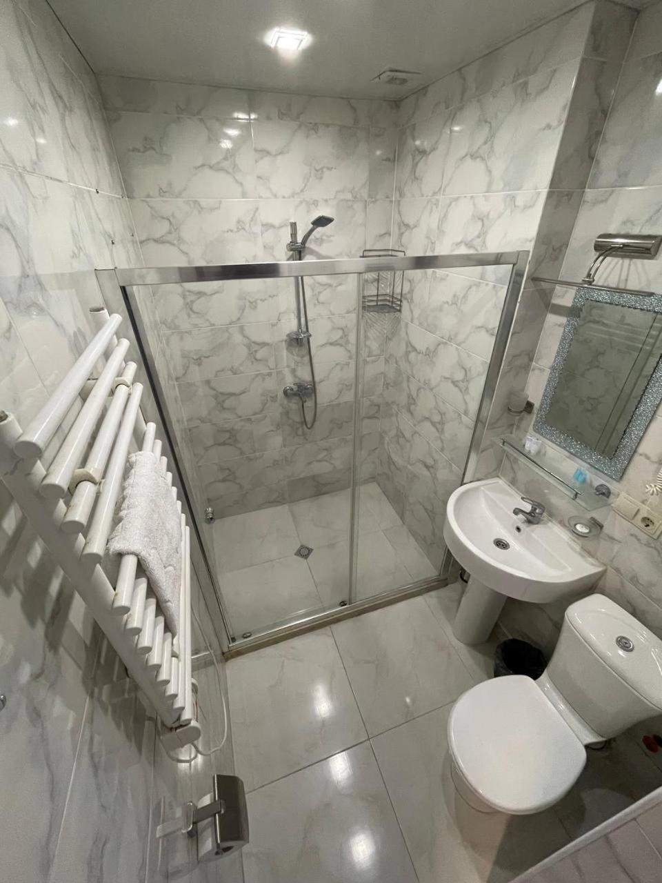 Sea View Rock Hotel Batum Dış mekan fotoğraf